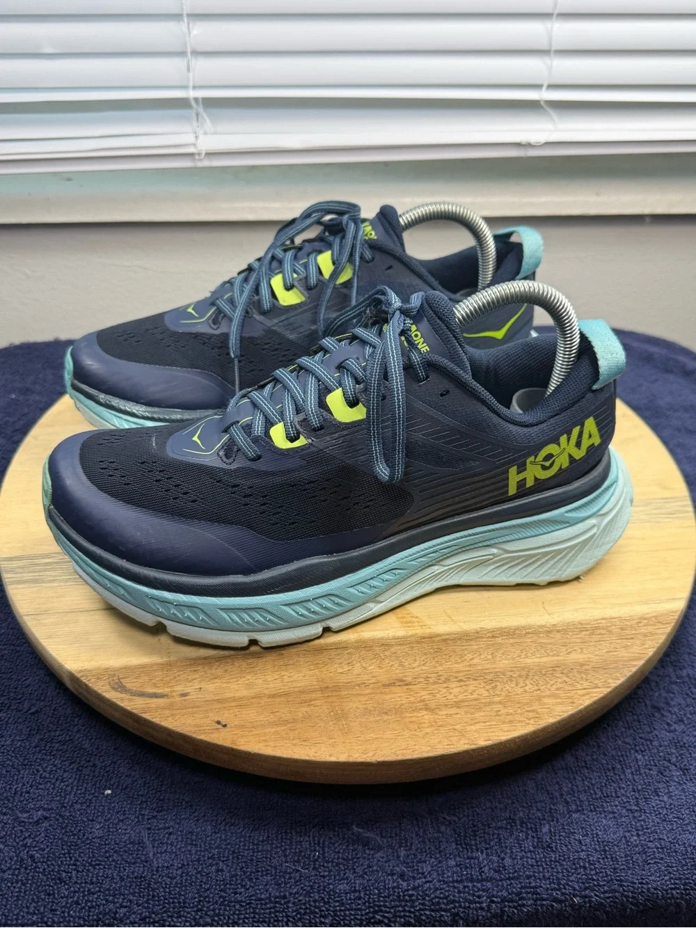 Hoka Stinson ATR 6 (Men’s 8 Women’s 9.5)
